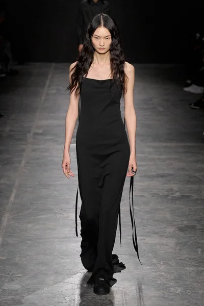 Look 14